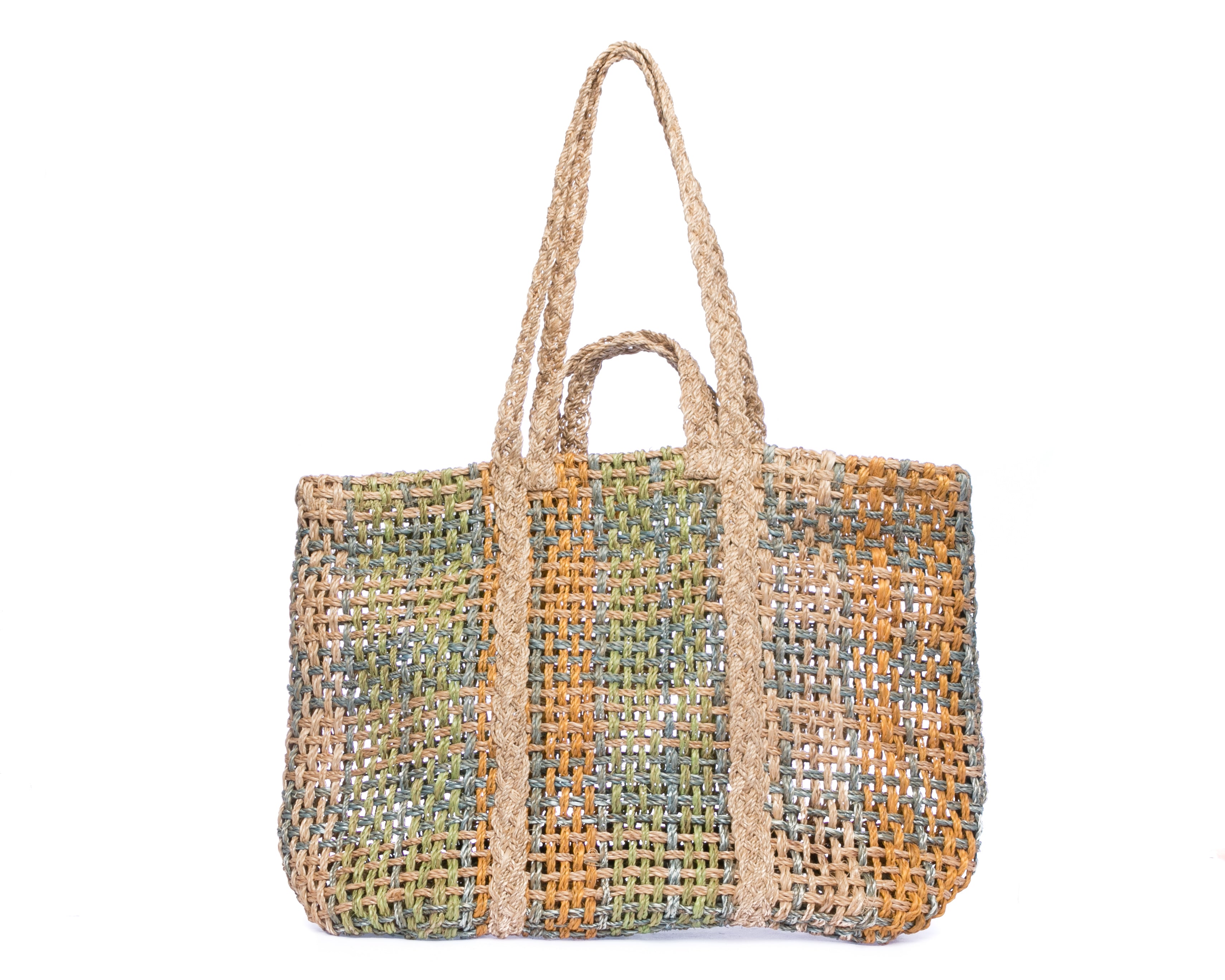 Embrace eco-friendly style with the Tiffany Oversized Yoga Bag, crafted from 100% abaca fiber. This versatile, spacious bag is perfect for yoga, work, or shopping, offering durability and sustainability for your everyday carry.